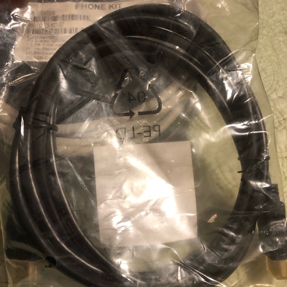 Complete Phone Kit: Splitter, Ethernet Jumper, Coax & 6ft HDMI Ethernet Cable - Picture 11 of 13